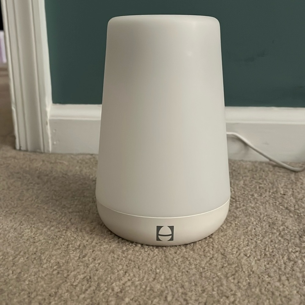Hatch Rest 1st Generation Sound Machine